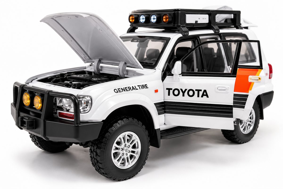 Toyota Land Cruiser 80 Series 1:24 Diecast Model
