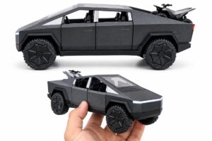 Alternative view of Tesla Cybertruck with ATV 1:24 Diecast Model